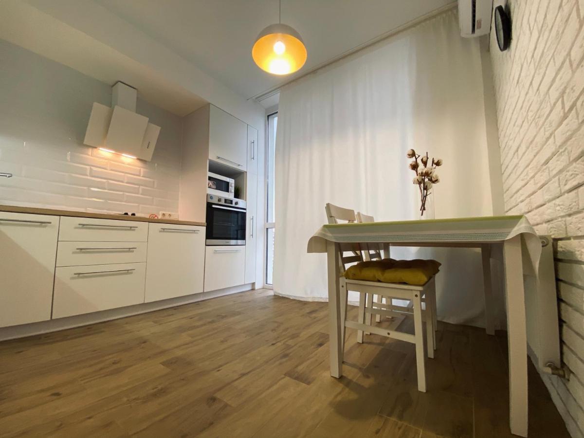 Scandinavian Apartment На Марсельской 크리자니브카 외부 사진